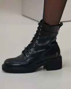 Nero Giardini Anfibi Donna in Pelle Nero