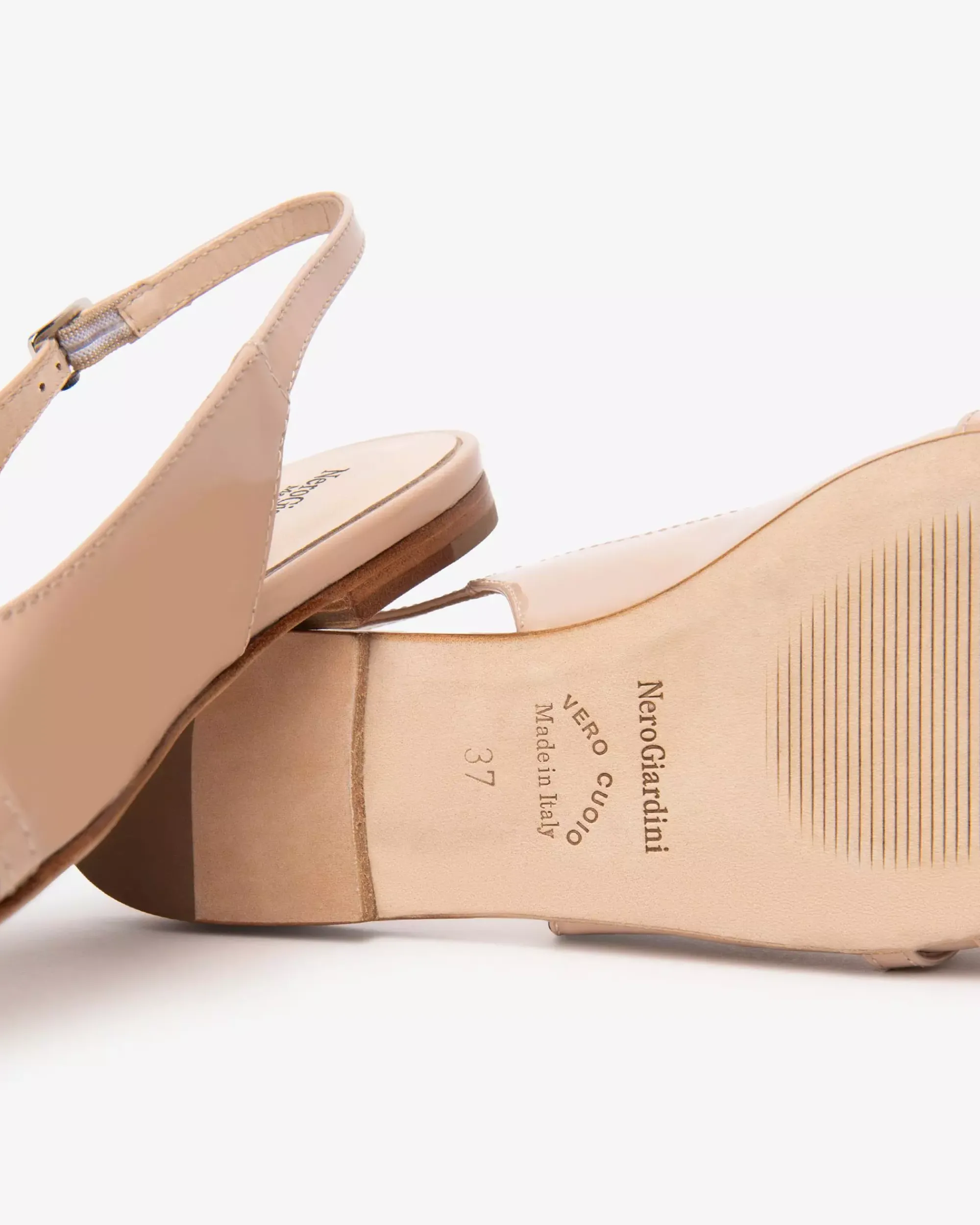 Nero Giardini Ballerine Donna in Vernice Sale