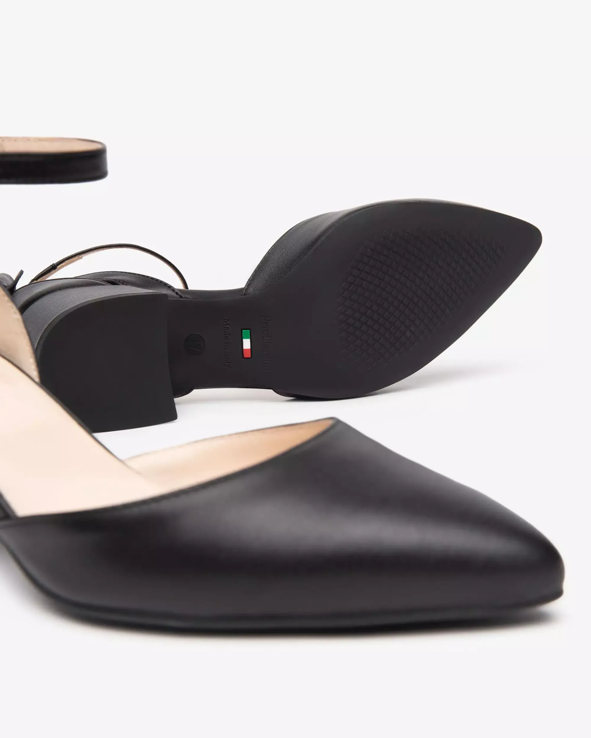 Nero Giardini Décolleté Donna in Pelle Online