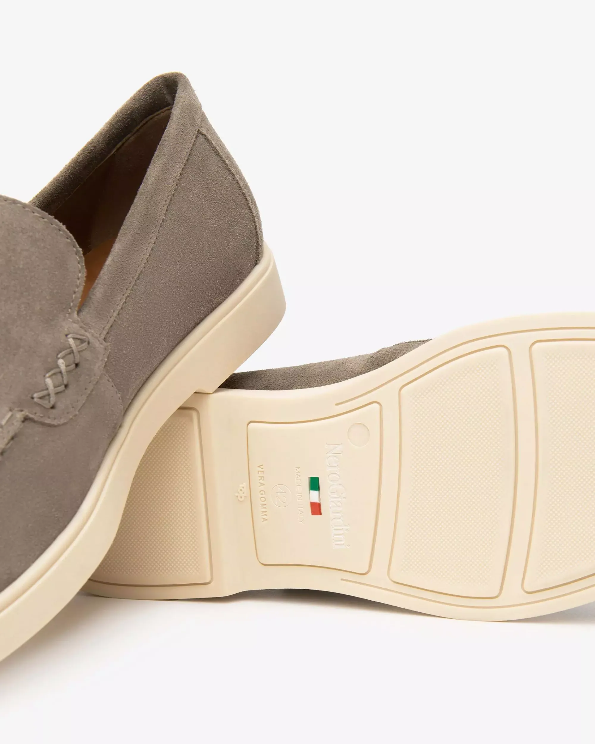 Nero Giardini Mocassini Uomo in Camoscio New