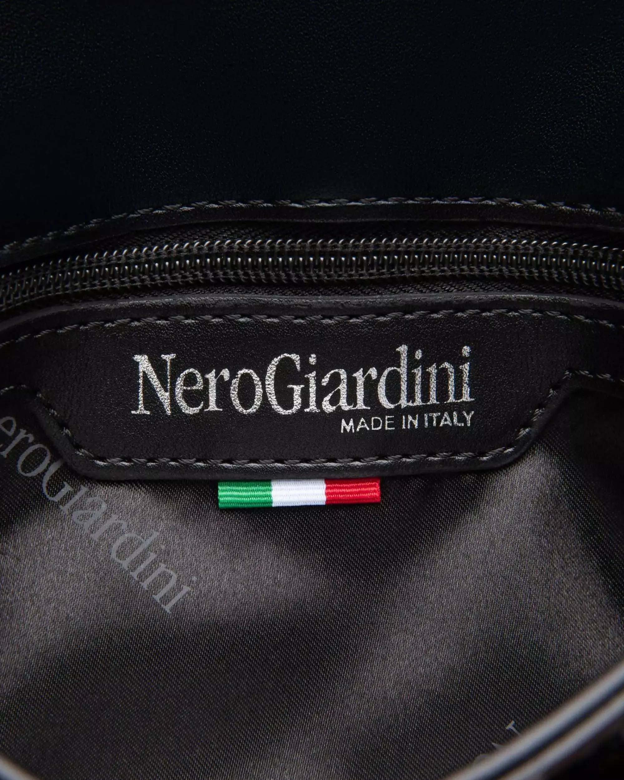 Nero Giardini Pochette da Donna in Materiale Tecnico Nero