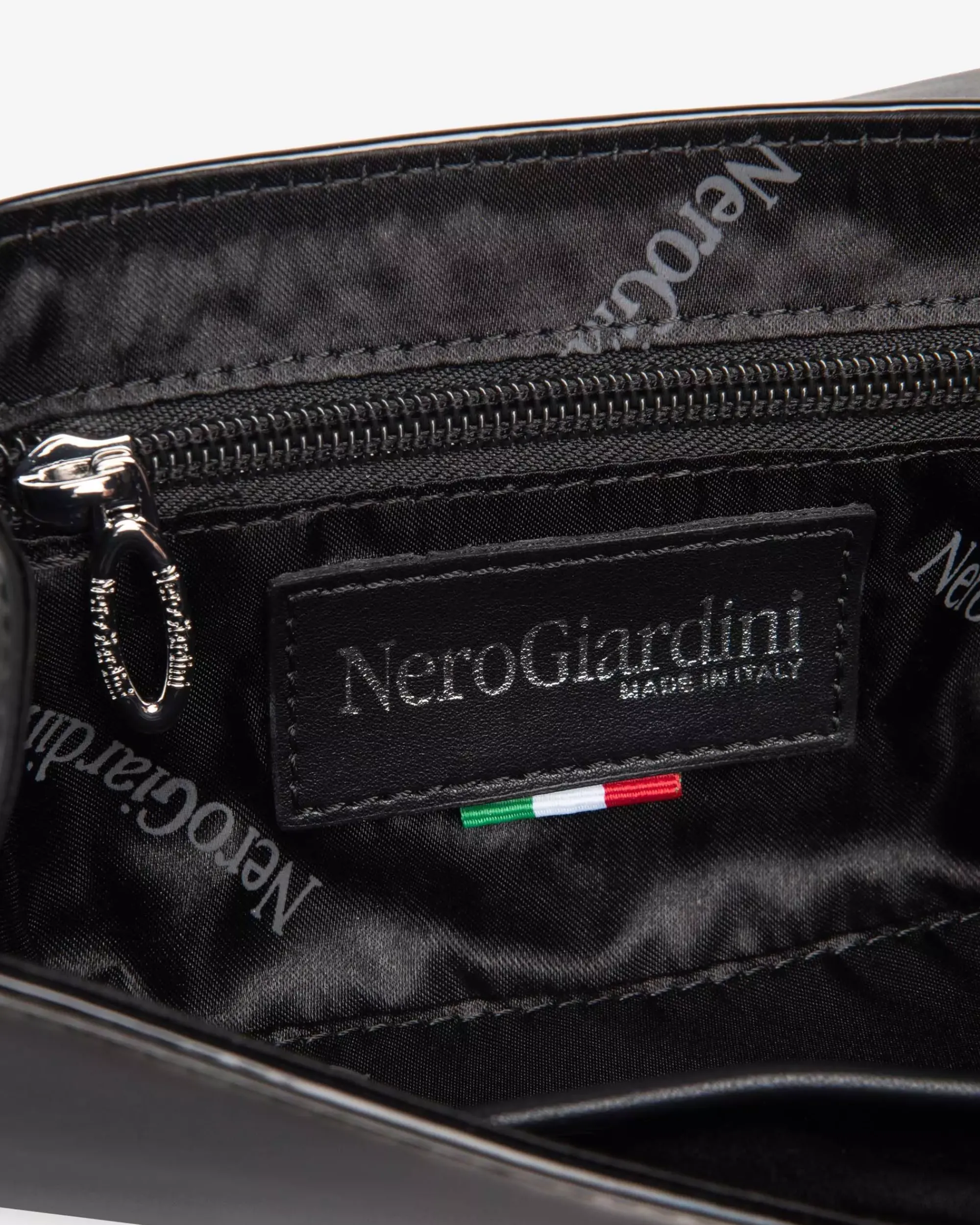Nero Giardini Pochette da Donna in Materiale Tecnico Online