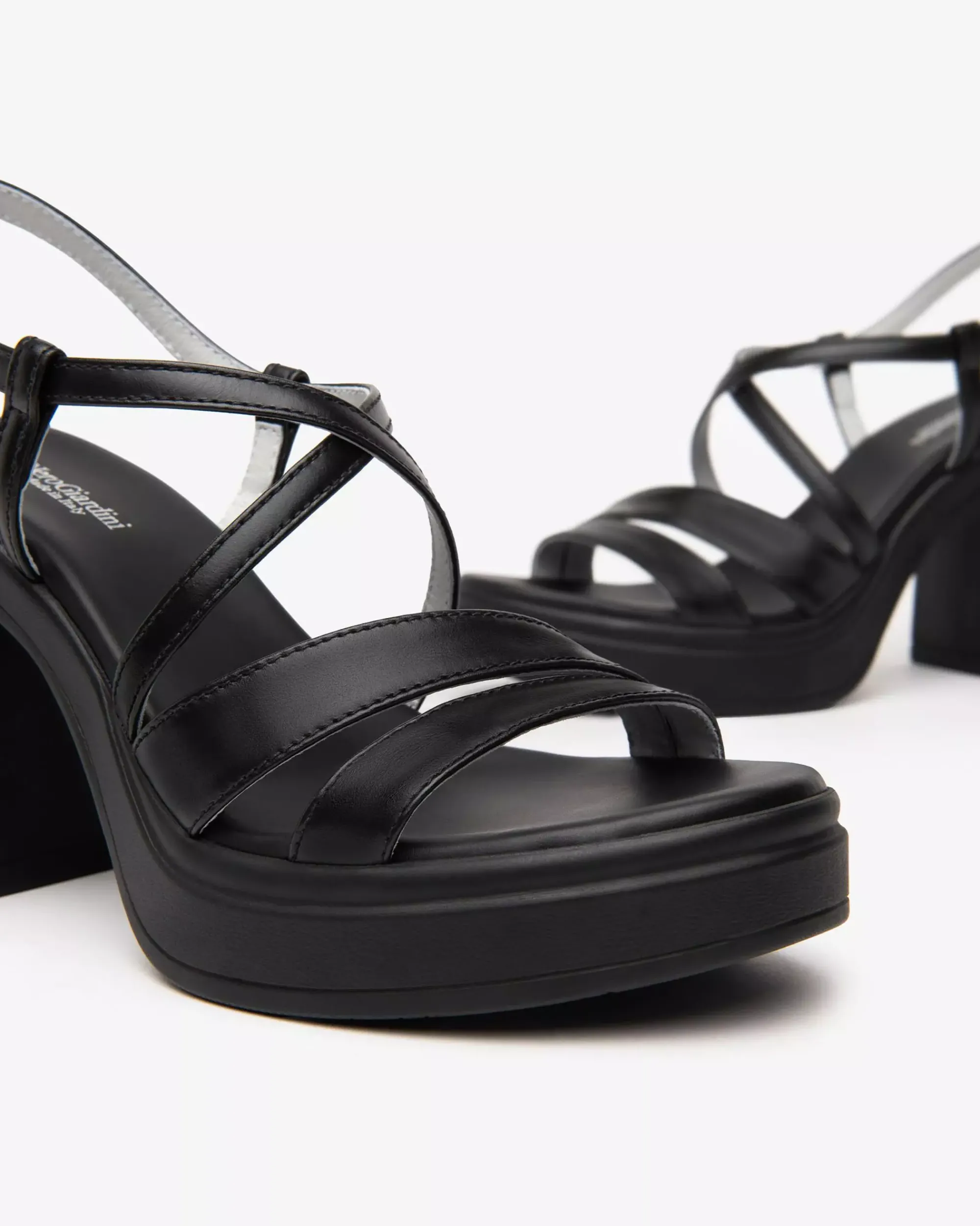 Nero Giardini Sandali Donna in Pelle Online