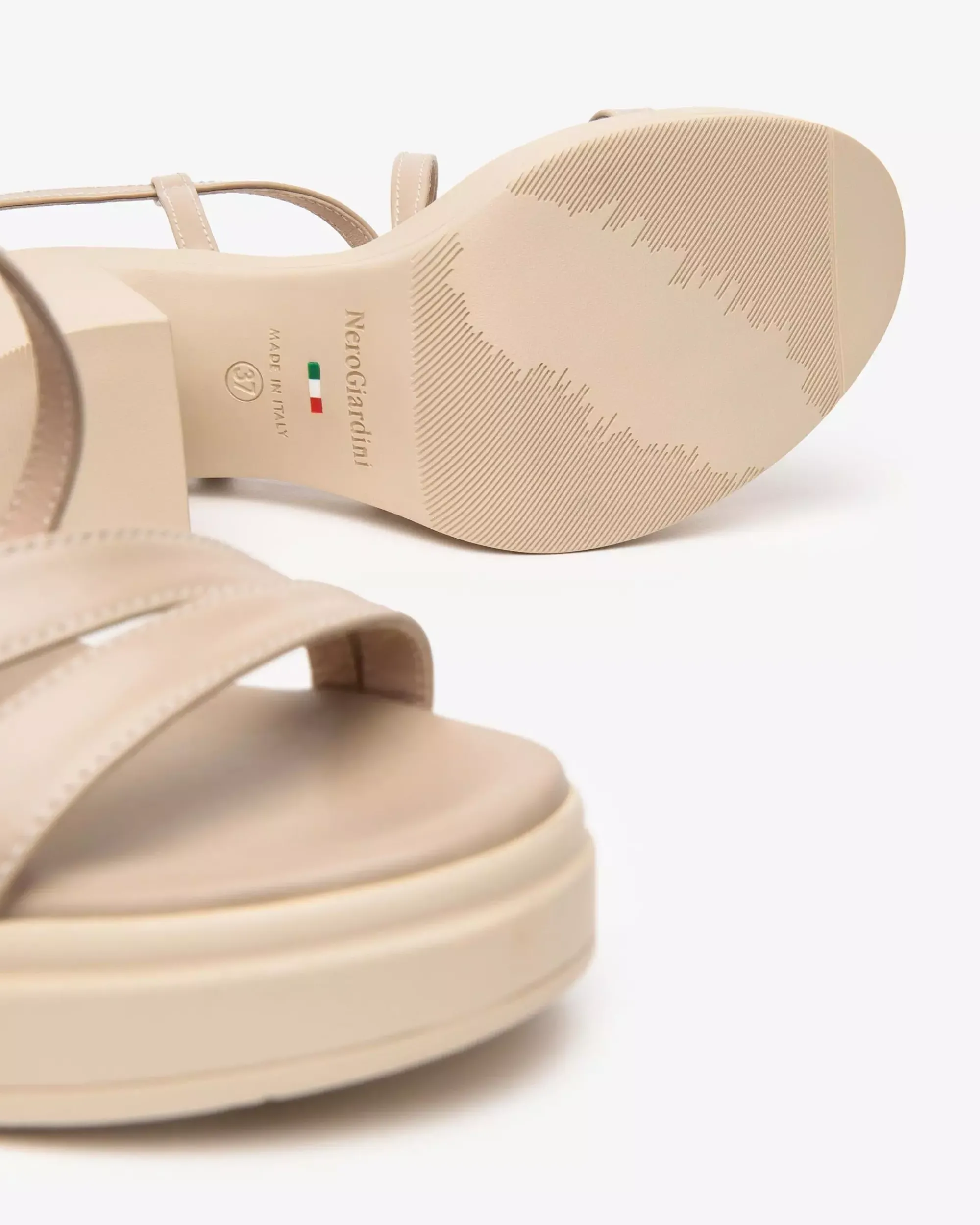 Nero Giardini Sandali Donna in Pelle Online