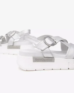 Nero Giardini Sandali Donna in Pelle Sale