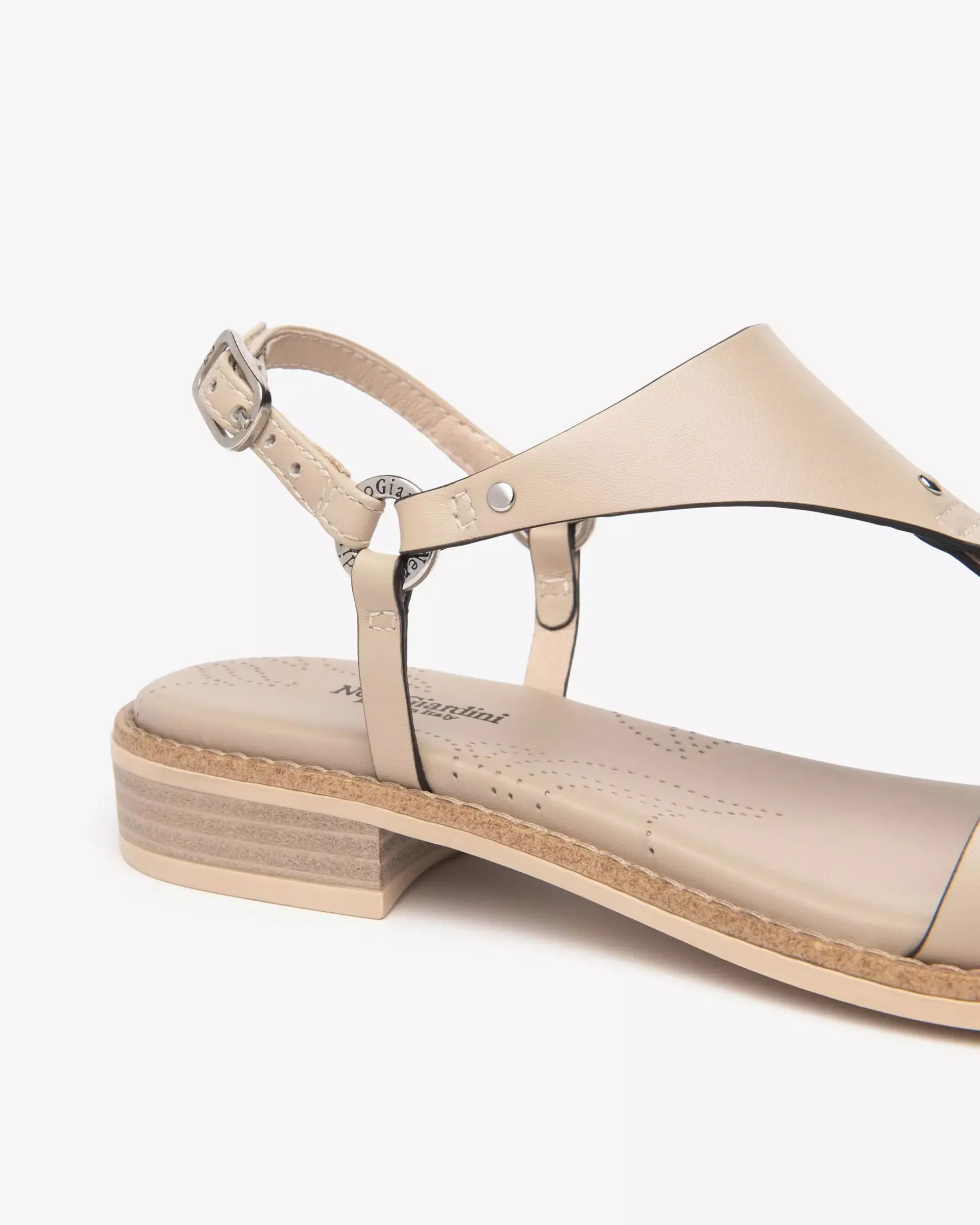 Nero Giardini Sandali Donna in Pelle Sale