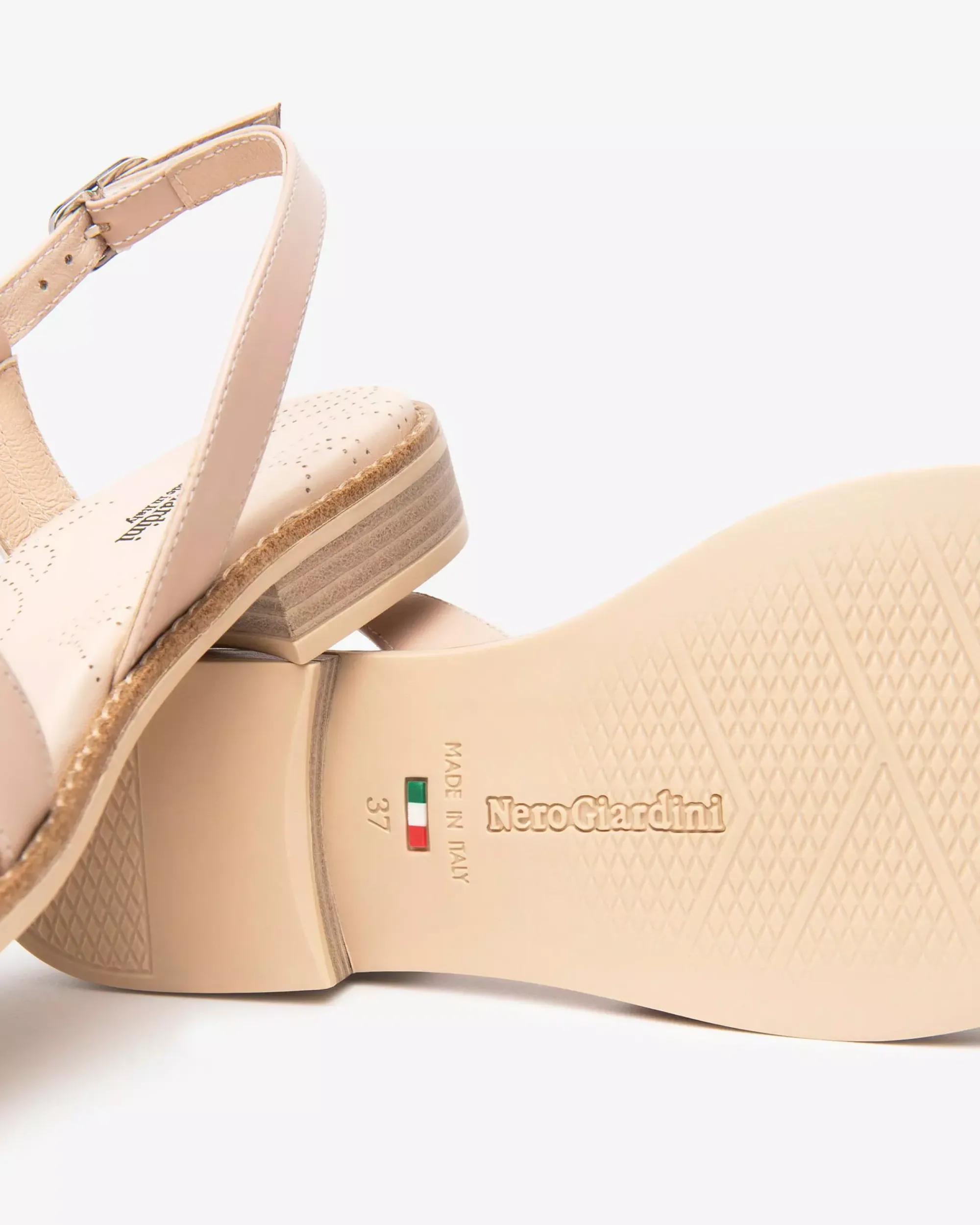 Nero Giardini Sandali Donna in Pelle e Materiale Tecnico Clearance
