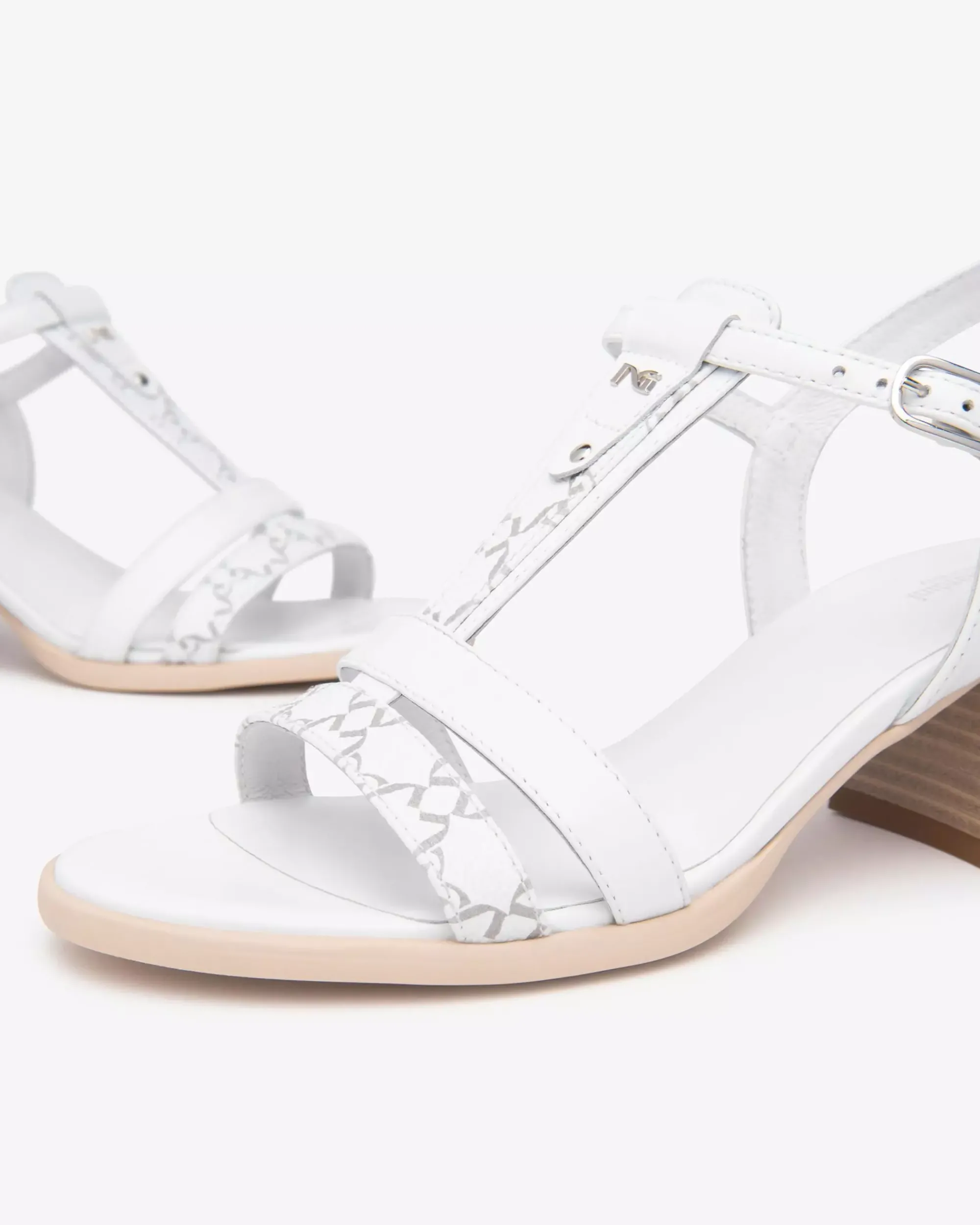 Nero Giardini Sandali Donna in Pelle e Materiale Tecnico Best