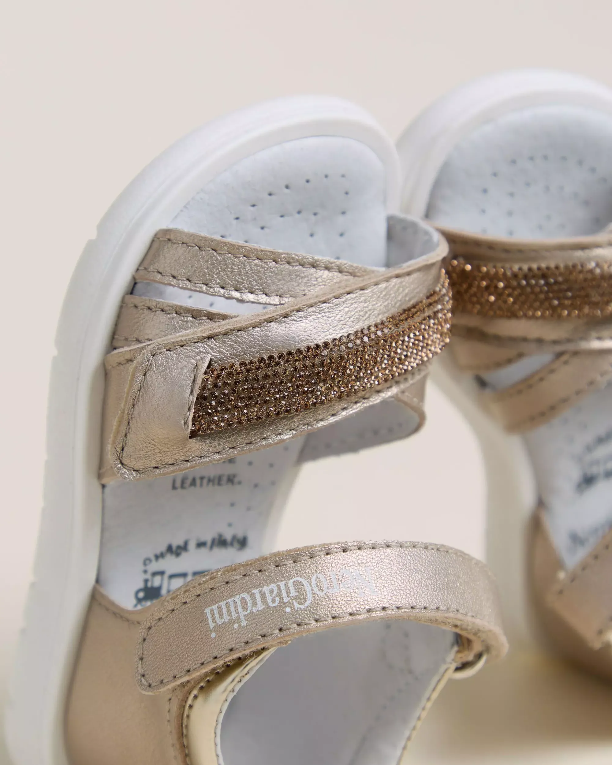 Nero Giardini Sandali Junior da Bambina in Pelle e Materiale Tecnico Discount