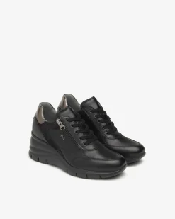 Nero Giardini Sneakers Donna in Pelle e Materiale Tecnico Nero Online