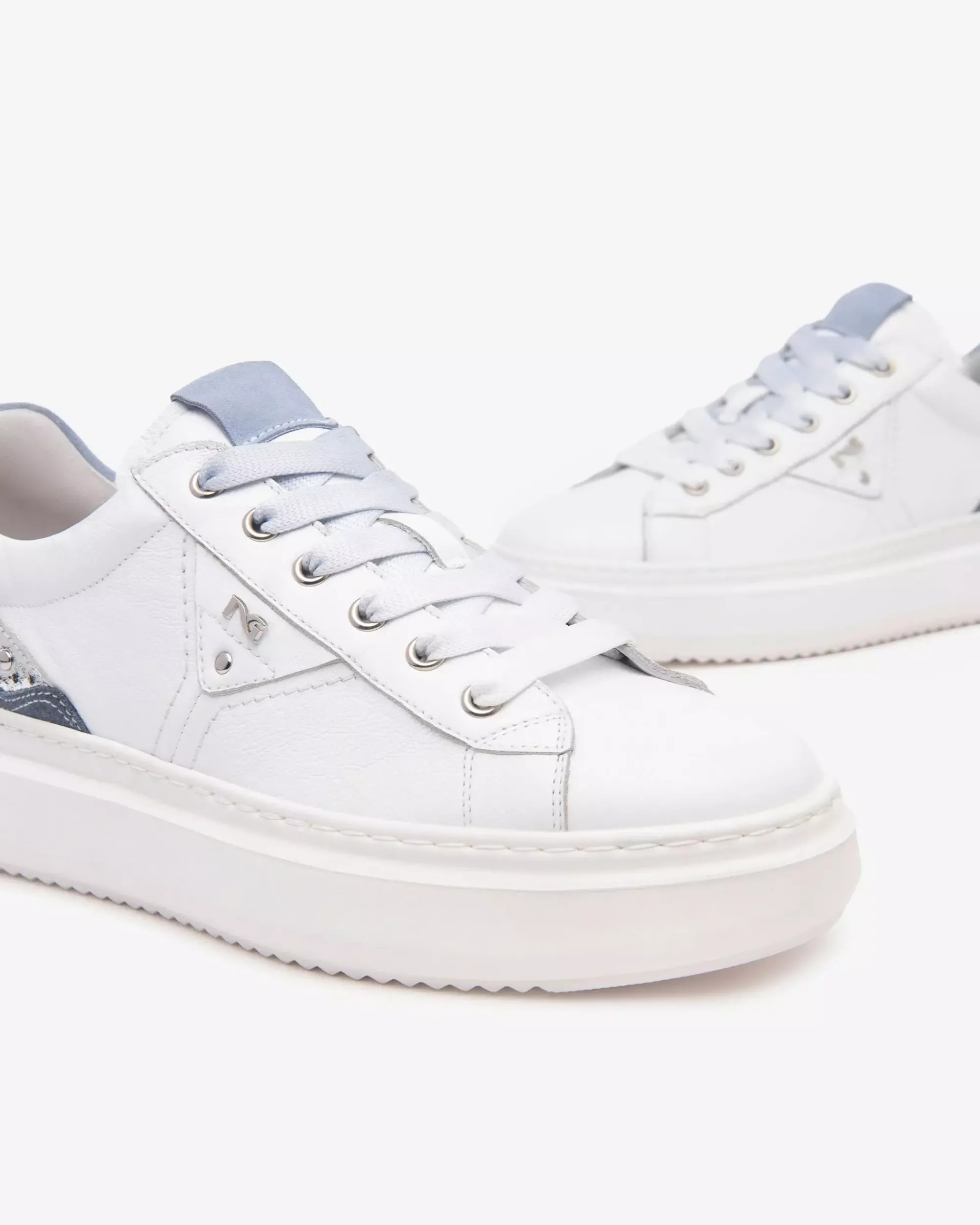 Nero Giardini Sneakers Donna in Pelle e Suede Celeste Hot
