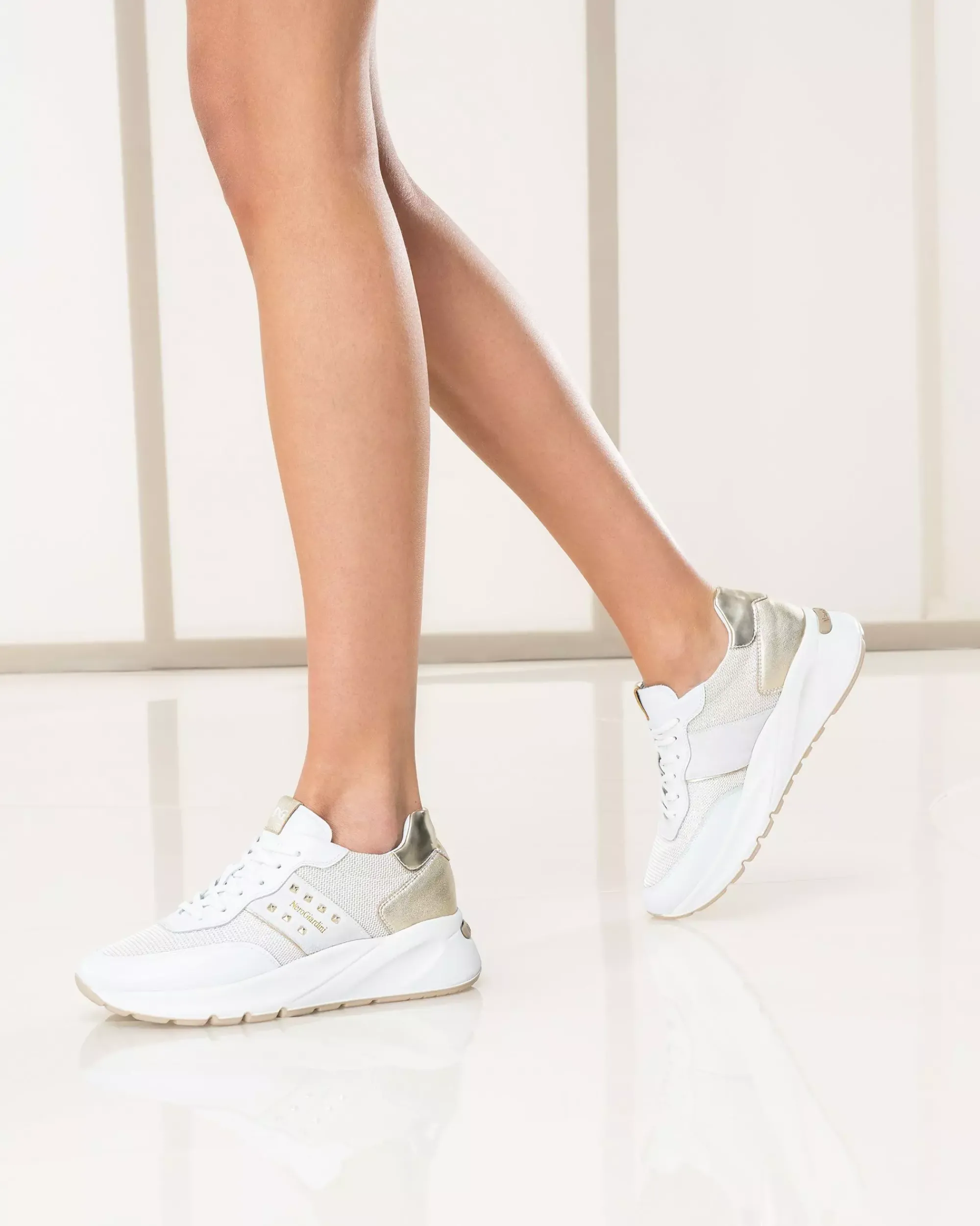 Nero Giardini Sneakers Donna in Pelle, Tela e Materiale Tecnico Bianco Online