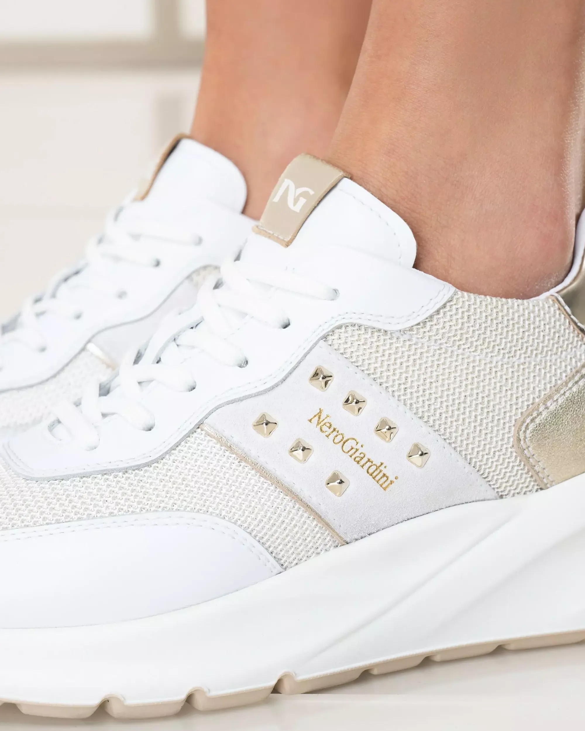 Nero Giardini Sneakers Donna in Pelle, Tela e Materiale Tecnico Bianco Online