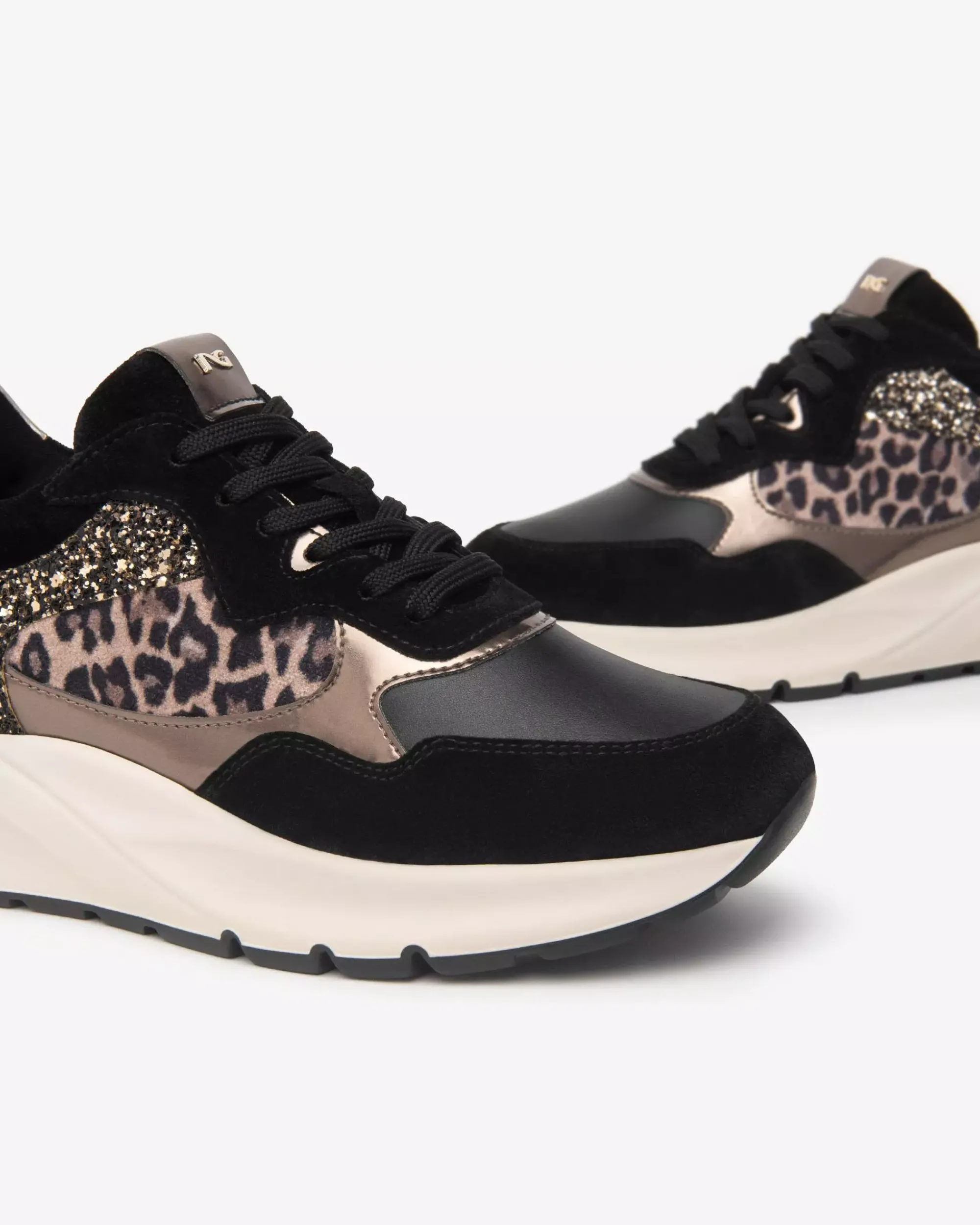 Nero Giardini Sneakers Donna in Suede, Pelle e Materiale Tecnico Nero Hot
