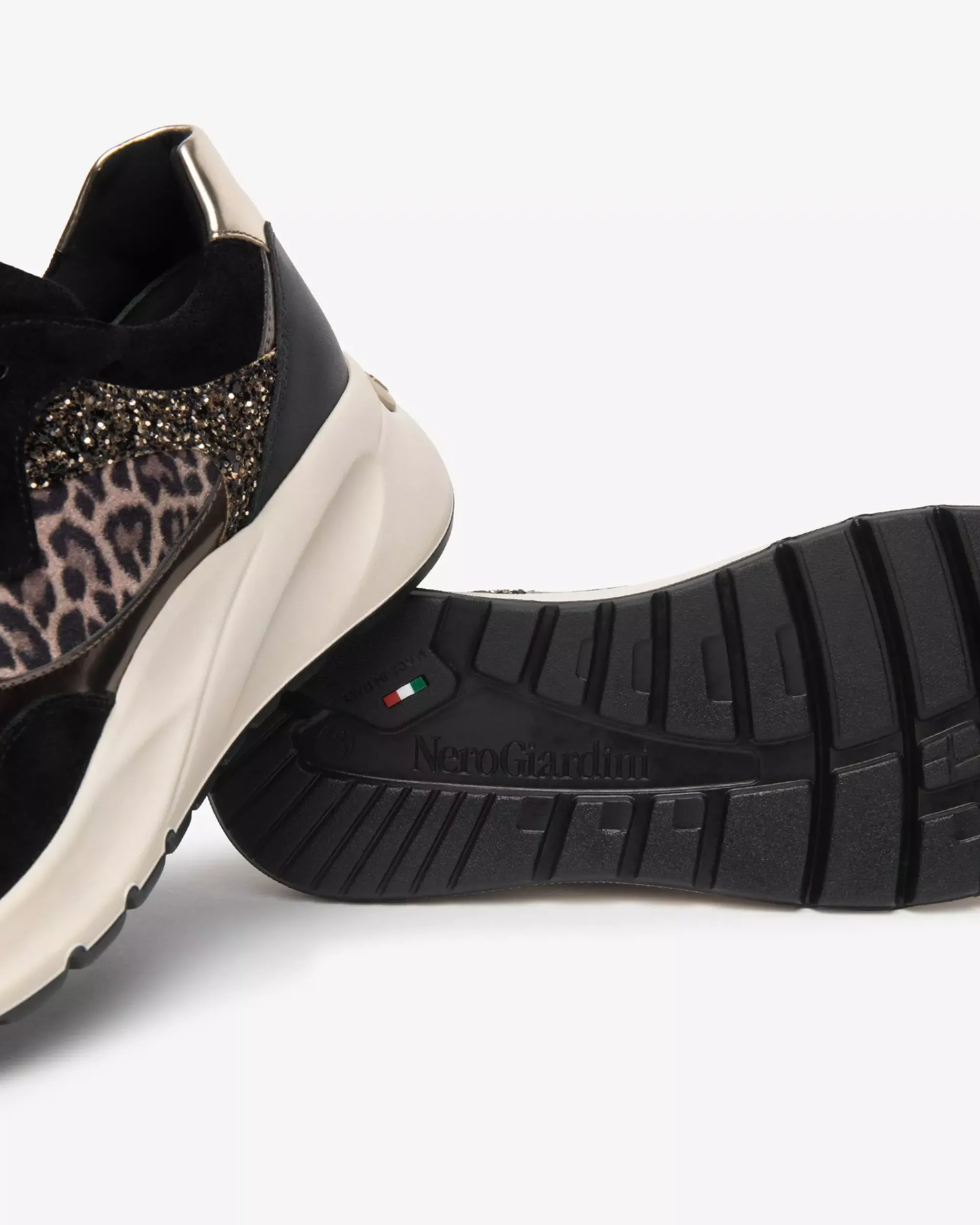 Nero Giardini Sneakers Donna in Suede, Pelle e Materiale Tecnico Nero Hot