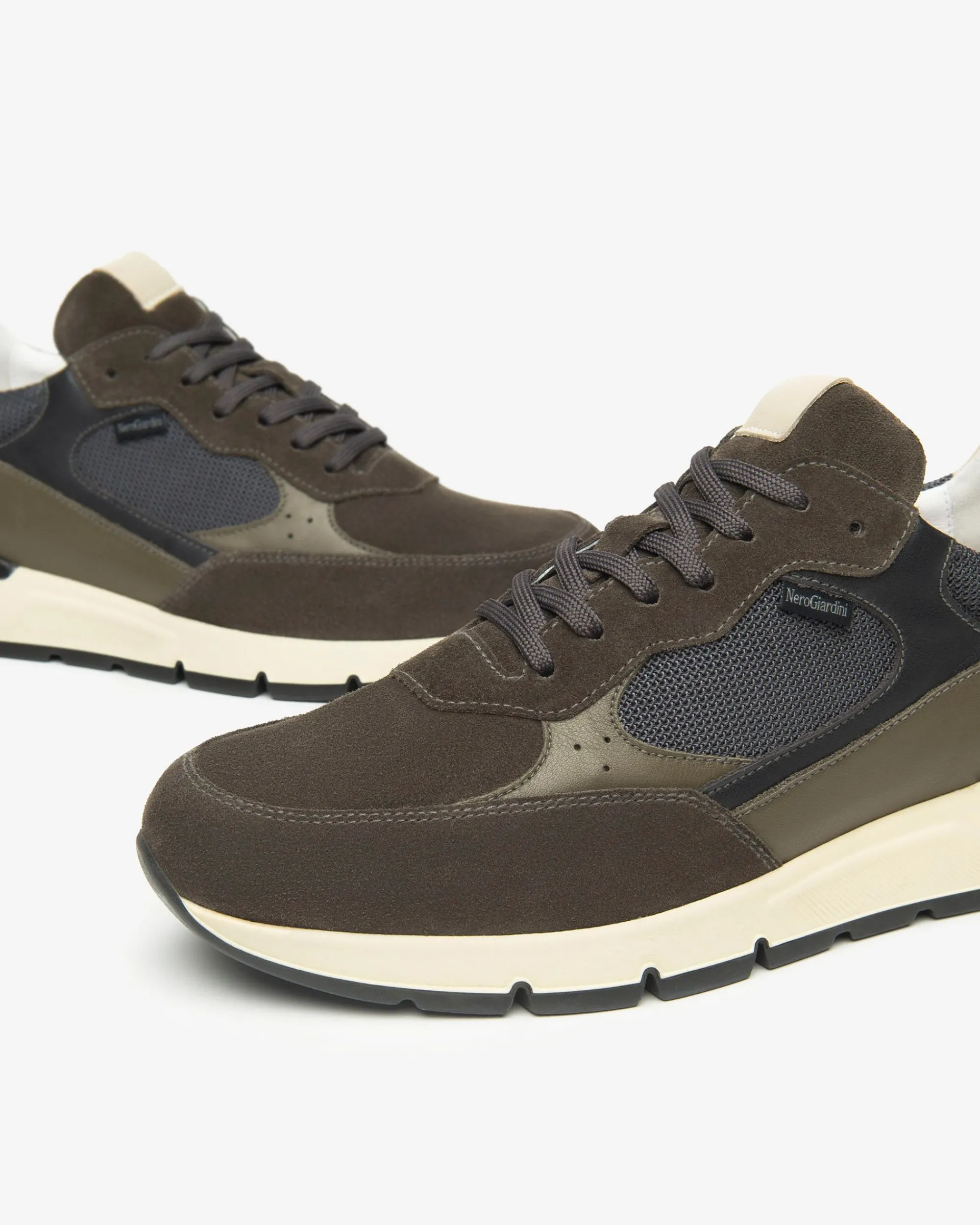 Nero Giardini Sneakers Uomo in Camoscio, Pelle e Tela Hot