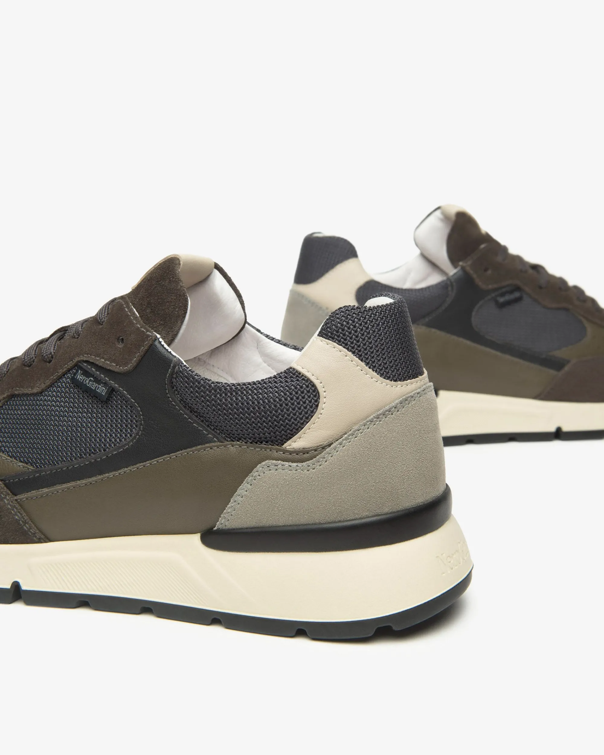 Nero Giardini Sneakers Uomo in Camoscio, Pelle e Tela Hot