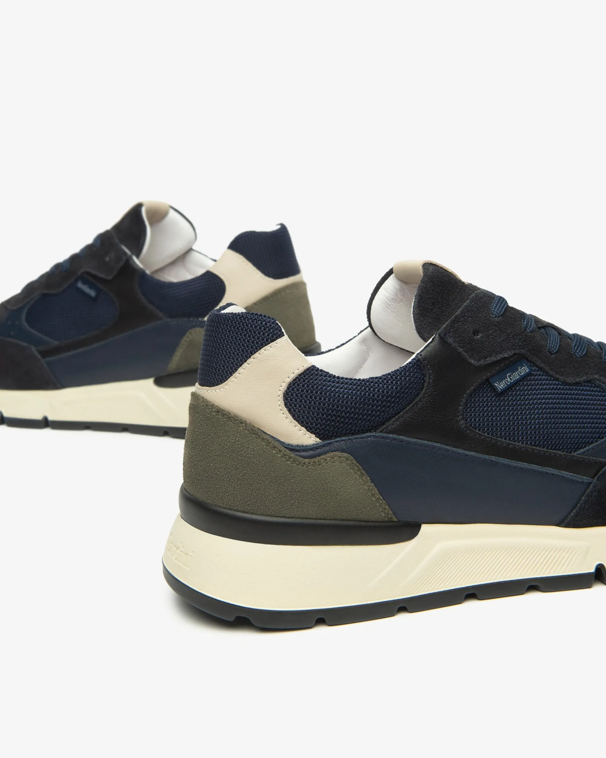 Nero Giardini Sneakers Uomo in Camoscio, Pelle e Tela Hot