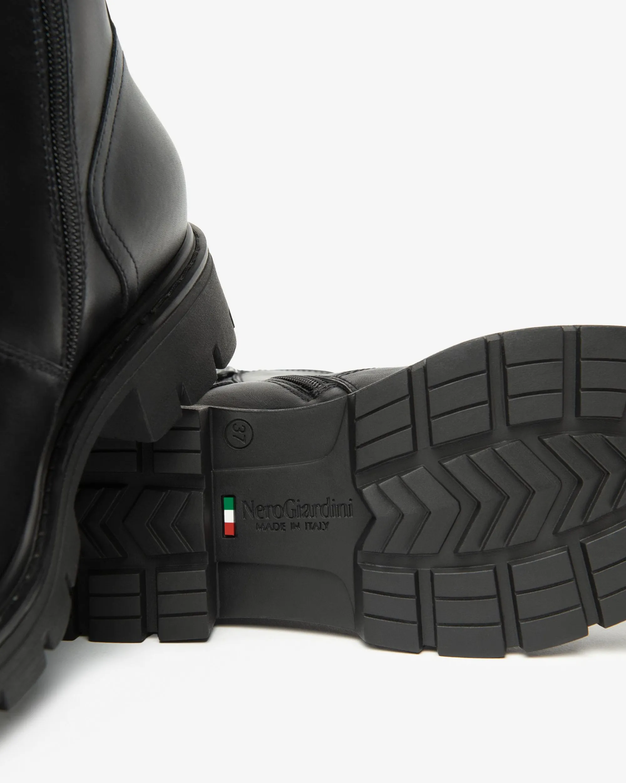 Nero Giardini Stivaletti Donna in Pelle e Tessuto Nero Sale