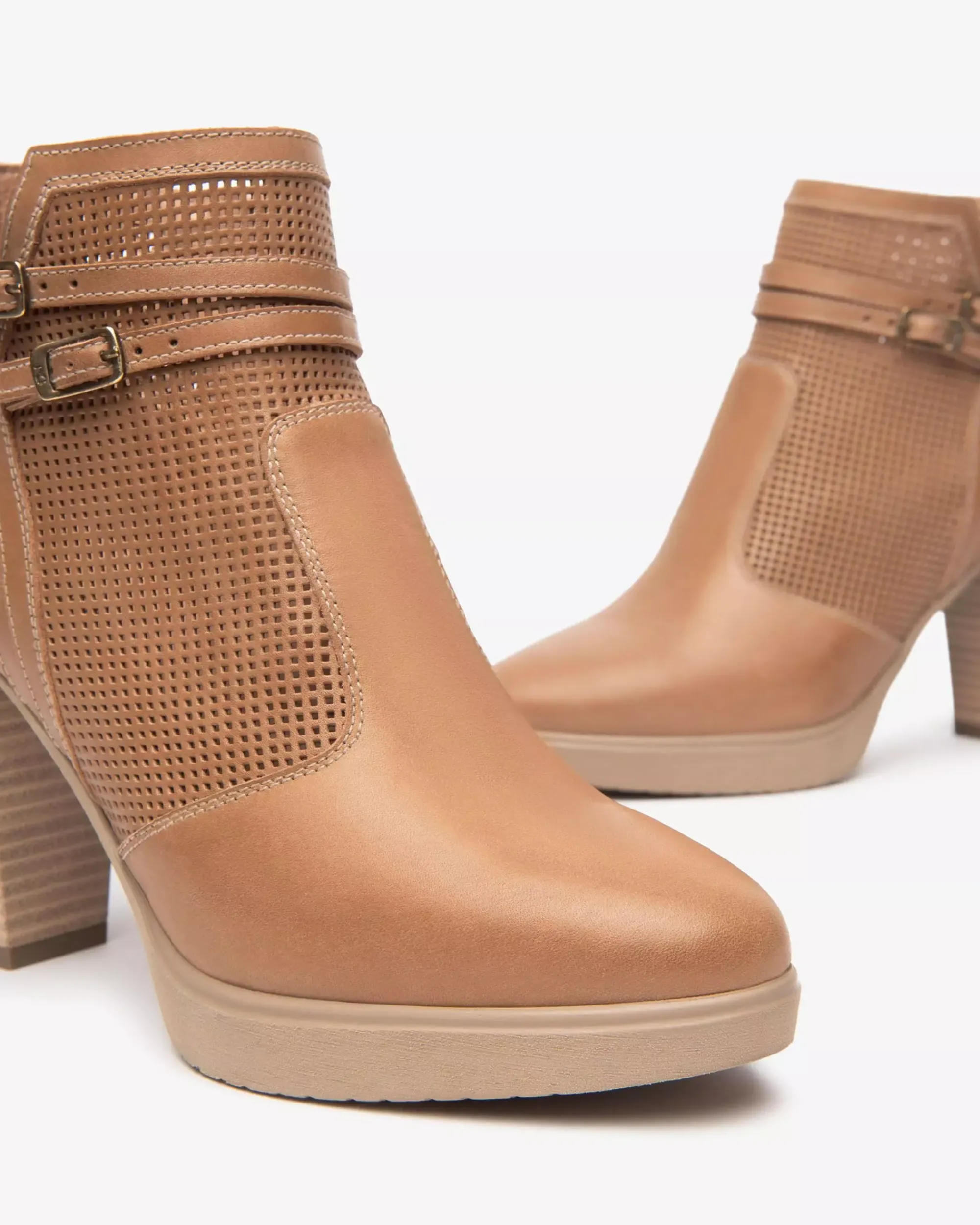 Nero Giardini Tronchetti Donna in Pelle Online