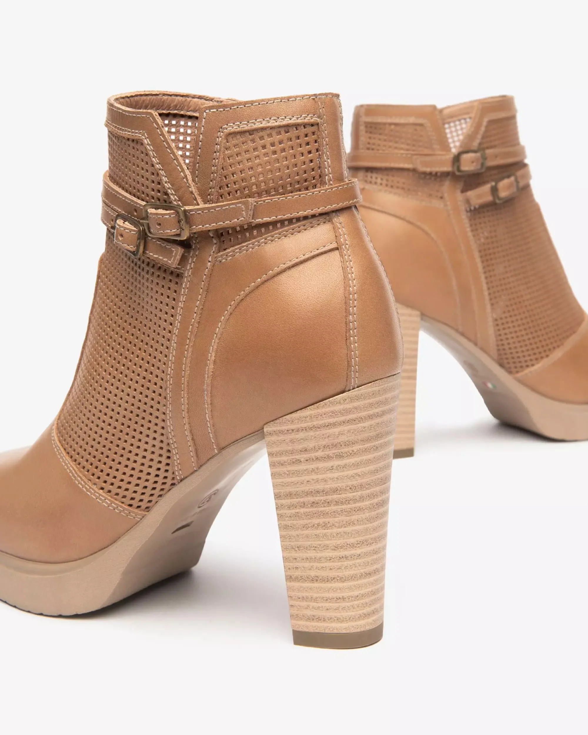 Nero Giardini Tronchetti Donna in Pelle Online