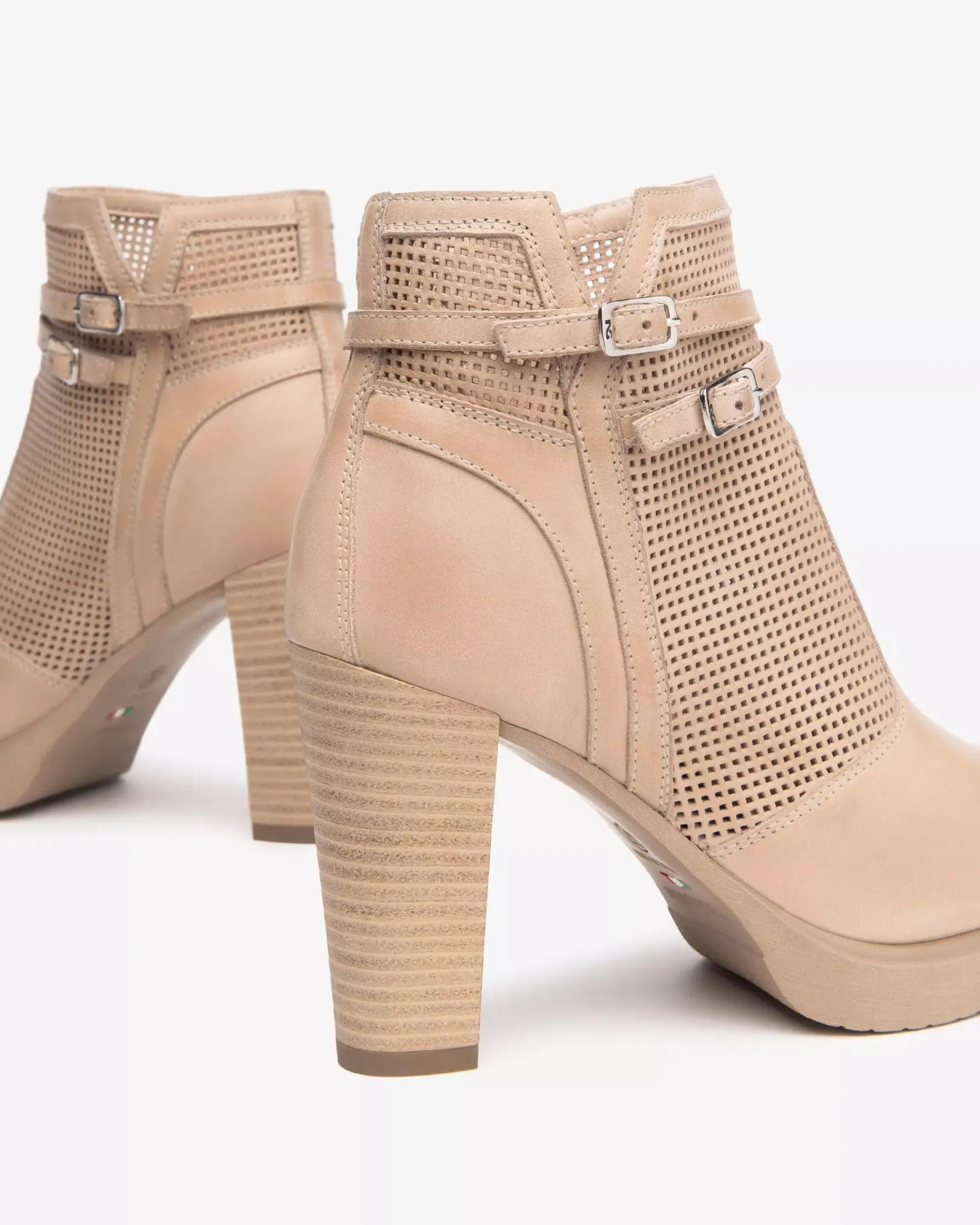 Nero Giardini Tronchetti Donna in Pelle Online