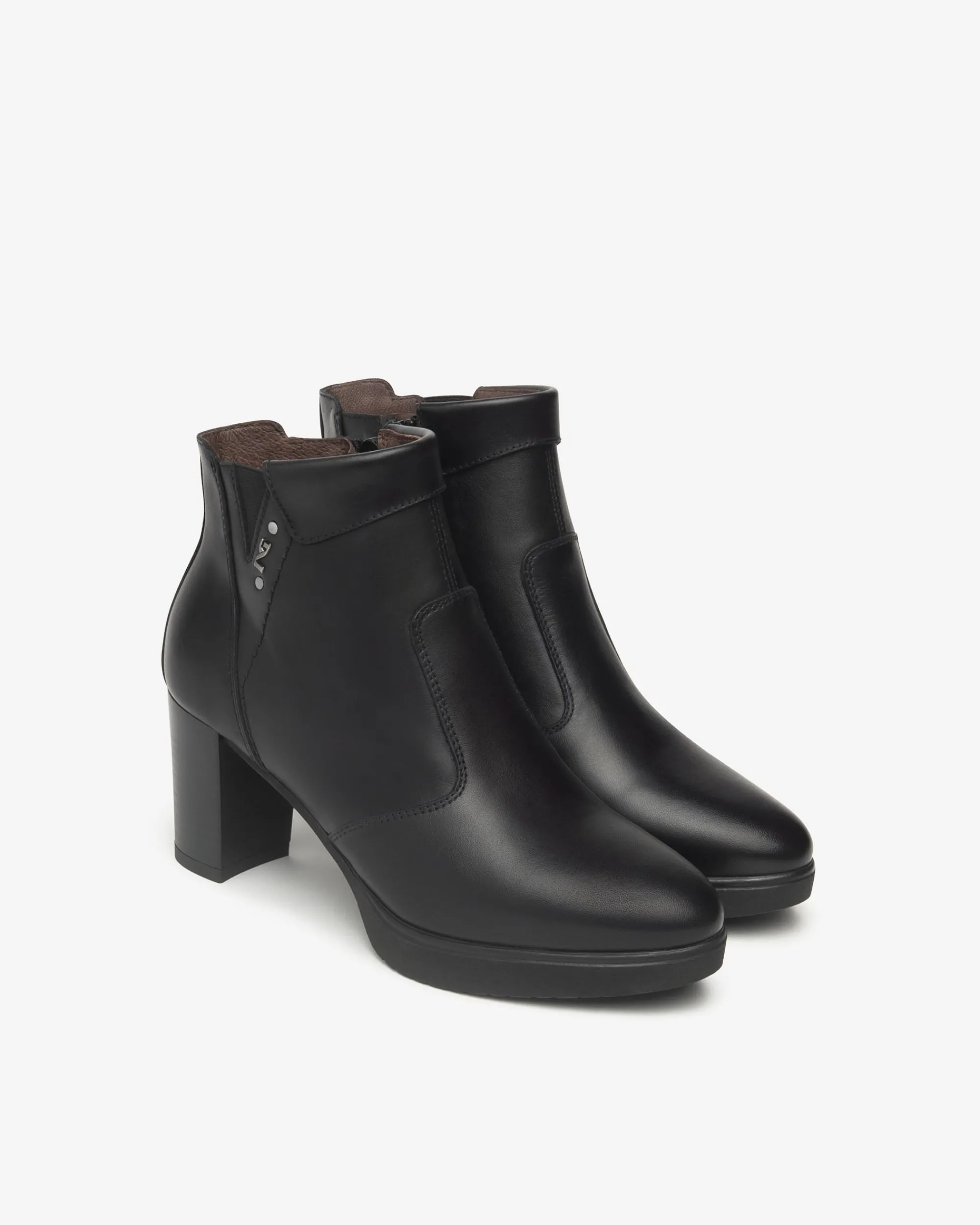 Nero Giardini Tronchetti Donna in Pelle Nero New
